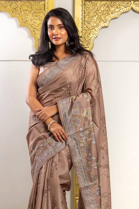 Sayisha Brown Tussar Zinnia Bloom Print Saree With Unstitched Blouse Piece Online at Aza Fashions Sayisha_Brown Tussar Zinnia Bloom Print Saree With Unstitched Blouse Piece_Online_at_Aza_Fashions