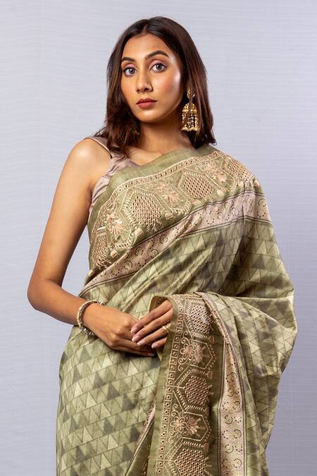Sayisha_Green Tussar Prism Arch Print Saree With Unstitched Blouse Piece_Online_at_Aza_Fashions