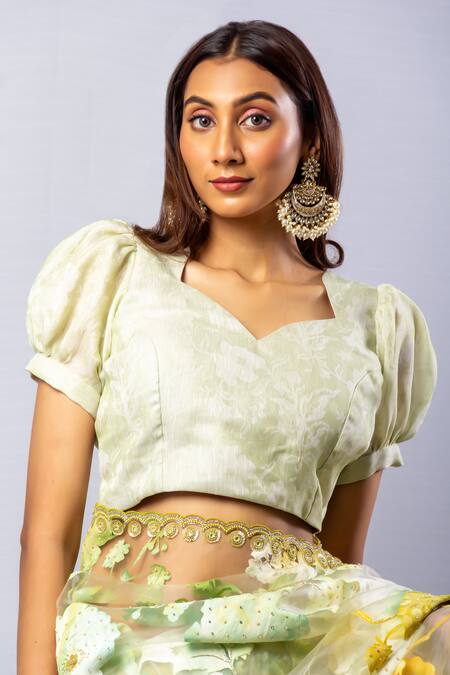 Sayisha_Yellow Organza Daffodil Embroidery Saree With Unstitched Blouse Piece_at_Aza_Fashions