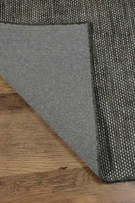 Shop Kaleen India Grey 50% Wool And 50% Viscose Hand Tufted Midnight Oval Shaped Rug at Aza Fashions Shop_Kaleen India_Grey 50% Wool And 50% Viscose Hand Tufted Midnight Oval Shaped Rug_at_Aza_Fashions