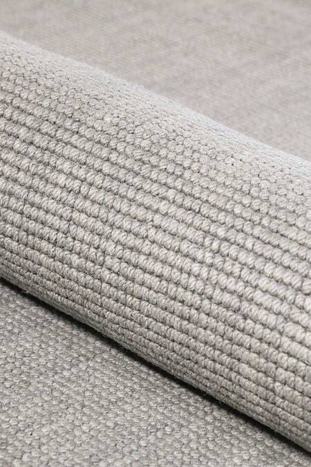 Buy Kaleen India Silver 100% Wool Handwoven Rectangular-shaped Solid Rug Buy_Kaleen India_Silver 100% Wool Handwoven Rectangular-shaped Solid Rug