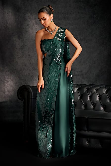 Buy Studio22 By Pulkita Arora Bajaj Green Satin Sequins Splendour Embellished Pre-draped Saree With Blouse Online at Aza Fashions Buy_Studio22 By Pulkita Arora Bajaj_Green Satin Sequins Splendour Embellished Pre-draped Saree With Blouse _Online_at_Aza_Fashions