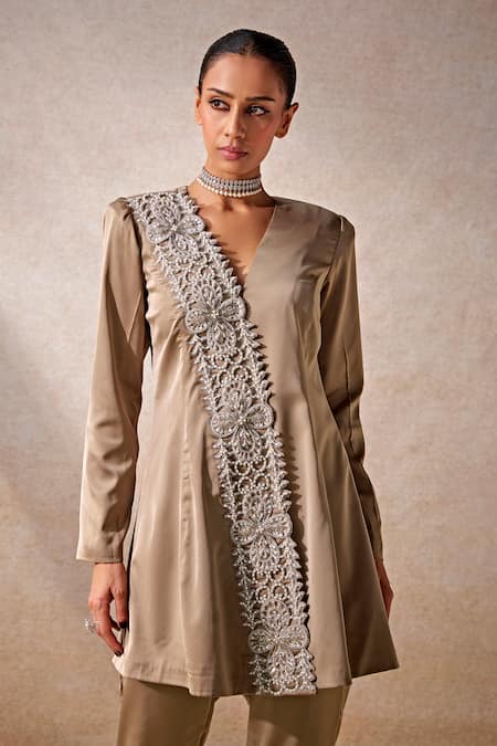 Buy Studio22 By Pulkita Arora Bajaj Beige Satin Sequins, Constellation Embellished Bloom Cut Work Kurta With Pant Online at Aza Fashions Buy_Studio22 By Pulkita Arora Bajaj_Beige Satin Sequins, Constellation Embellished Bloom Cut Work Kurta With Pant _Online_at_Aza_Fashions