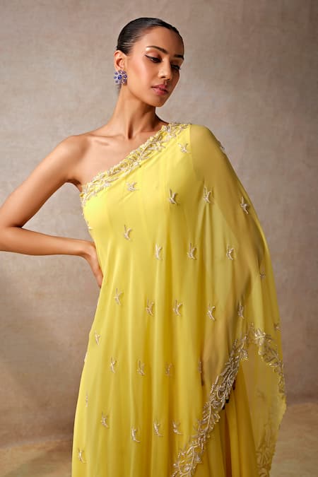 Studio22 By Pulkita Arora Bajaj_Yellow Georgette Embroidery One Shoulder Sunkissed Vine Garden Jumpsuit _Online_at_Aza_Fashions