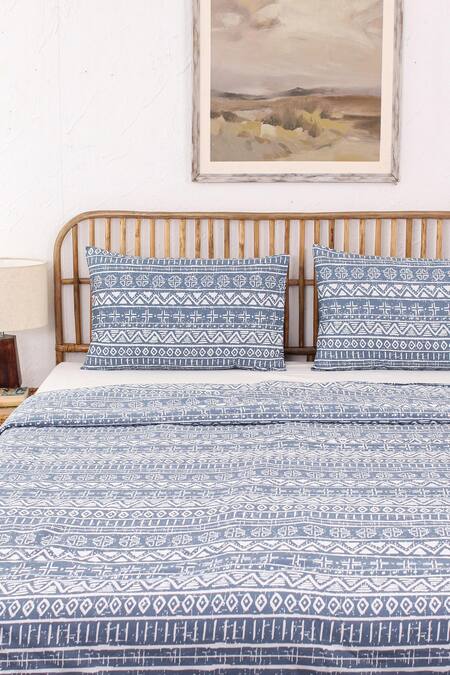 Buy House This Blue 100% Cotton Printed Kullu Patti Double Bed Set Online at Aza Fashions Buy_House This_Blue 100% Cotton Printed Kullu Patti Double Bed Set_Online_at_Aza_Fashions