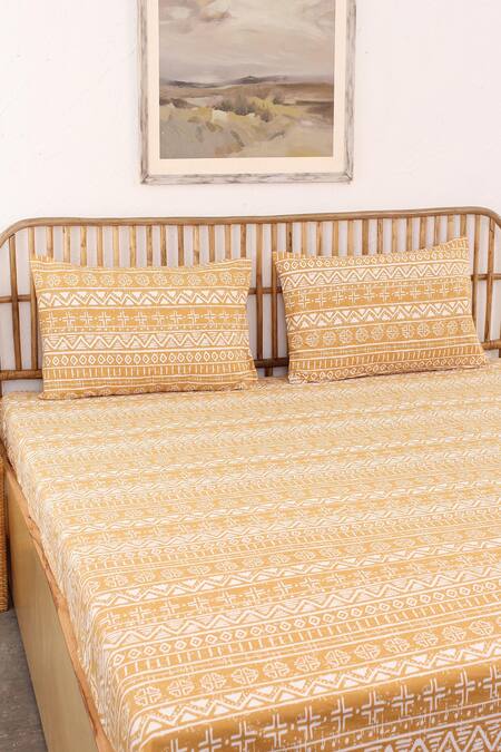 House This Yellow 100% Cotton Printed Kullu Patti Double Bed Set Online at Aza Fashions House This_Yellow 100% Cotton Printed Kullu Patti Double Bed Set_Online_at_Aza_Fashions