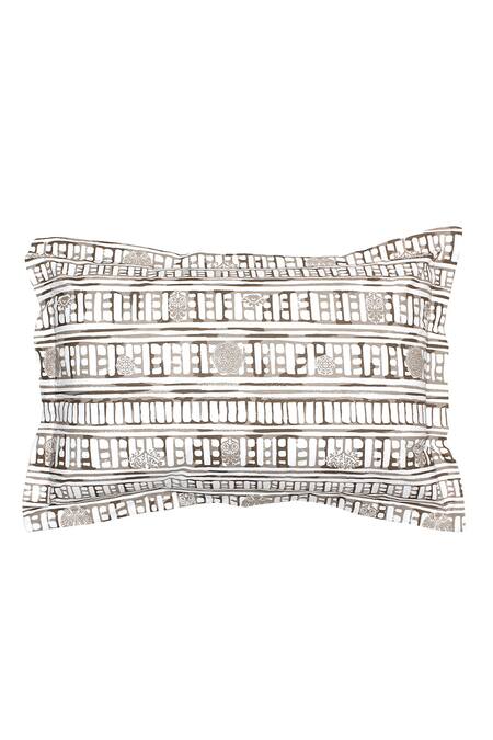 Buy House This Grey 100% Cotton Printed Sanchi Double Bed Set Buy_House This_Grey 100% Cotton Printed Sanchi Double Bed Set