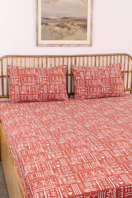 House This Red 100% Cotton Printed Gamathi Double Bed Set Online at Aza Fashions House This_Red 100% Cotton Printed Gamathi Double Bed Set_Online_at_Aza_Fashions