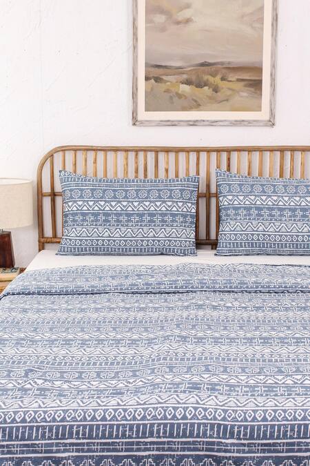Buy House This Blue 100% Cotton Printed Kullu Patti Double Bed Set Online at Aza Fashions Buy_House This_Blue 100% Cotton Printed Kullu Patti Double Bed Set_Online_at_Aza_Fashions