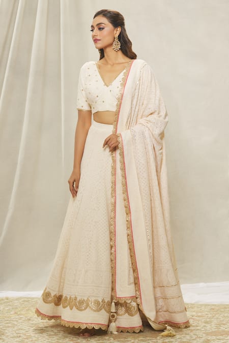 Buy Alaya Advani Off White Georgette Embroidery, Gota Patti V-neck Chikankari Lehenga Set Online at Aza Fashions Buy_Alaya Advani_Off White Georgette Embroidery, Gota Patti V-neck Chikankari Lehenga Set_Online_at_Aza_Fashions