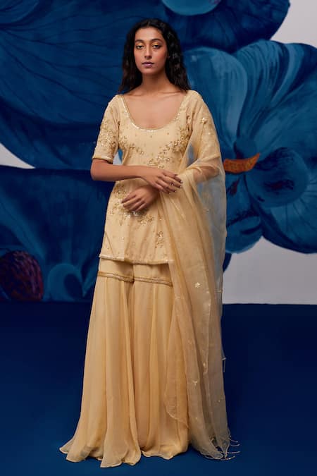 Zoon Gold Georgette, Chiffon, Silk Organza Floral Embroidered Kurta Sharara Set at Aza Fashions Zoon_Gold Georgette, Chiffon, Silk Organza Floral Embroidered Kurta Sharara Set _at_Aza_Fashions