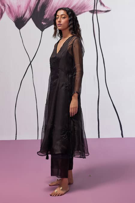 Shop Zoon Black Silk Organza, Cotton Embroidery, Cut Work, Floral Thread Kurta Pant Set Online at Aza Fashions Shop_Zoon_Black Silk Organza, Cotton Embroidery, Cut Work, Floral Thread Kurta Pant Set _Online_at_Aza_Fashions