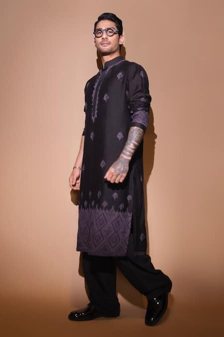 Shop_Wabi Sabi By Anshum-Ritesh_Black Chanderi Embroidery Aztec Dori Kurta Set _at_Aza_Fashions