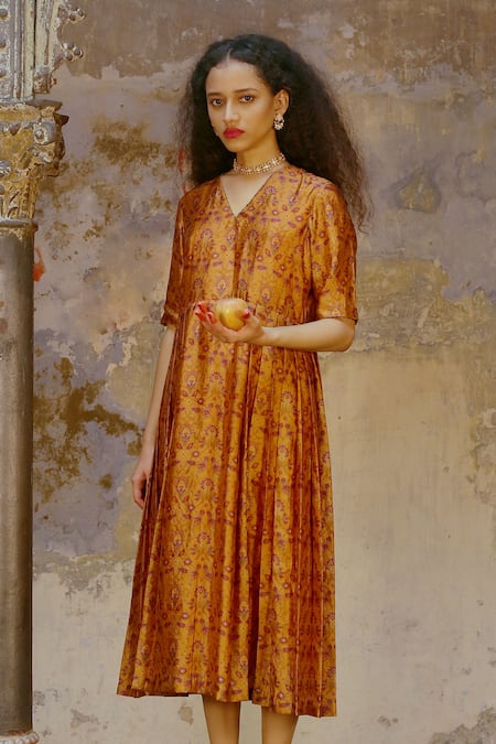 Shop Chokhi Chorri Orange Handwoven Silk V Neck Printed Dress at Aza Fashions Shop_Chokhi Chorri_Orange Handwoven Silk V Neck Printed Dress _at_Aza_Fashions