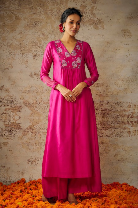 Buy The Aarya Pink Viscose, Chanderi, Organza Beads, Glass Placement Embroidered Kurta Set Online at Aza Fashions Buy_The Aarya_Pink Viscose, Chanderi, Organza Beads, Glass Placement Embroidered Kurta Set _Online_at_Aza_Fashions
