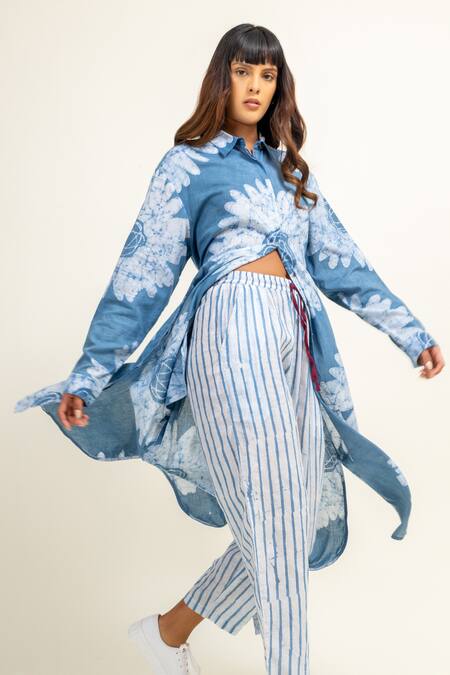 Shop Doodlage Blue Upcycled Cotton Print Floral Collared Neck Batik Tunic With Belt Online at Aza Fashions Shop_Doodlage_Blue Upcycled Cotton Print Floral Collared Neck Batik Tunic With Belt _Online_at_Aza_Fashions