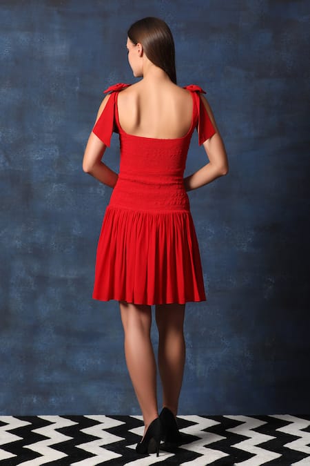 Shop Swatee Singh Red Georgette Square Neck Shoulder Bow Smocked Bodice Dress at Aza Fashions Shop_Swatee Singh_Red Georgette Square Neck Shoulder Bow Smocked Bodice Dress _at_Aza_Fashions