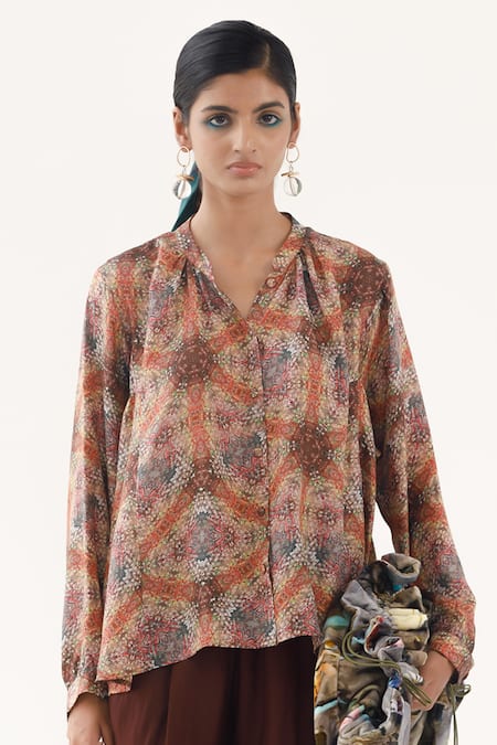 Yavi Sia Silk Printed Top 