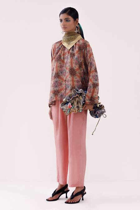Buy_Yavi_Pink Silk Mandarin Collar Sia Printed Top _Online_at_Aza_Fashions