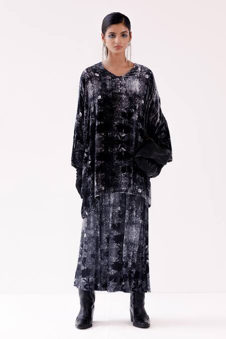 Yavi_Black Silk, Velvet Hailey Hazy Print Skirt _Online_at_Aza_Fashions