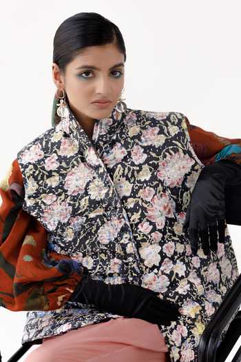 Shop_Yavi_Black Taffeta, Silk V-neck Jasmine Quilted Reversible Bundi Jacket _Online_at_Aza_Fashions