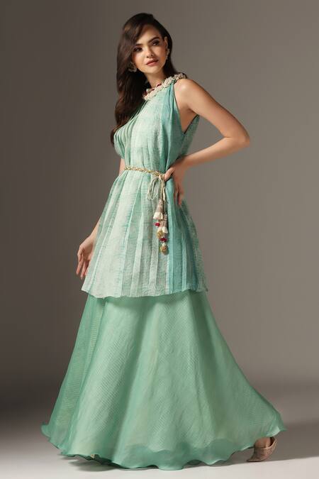 Buy_Yashodhara_Green Organza Embroidered Shibori Pleated Pattern Kurta With Pant  _Online_at_Aza_Fashions