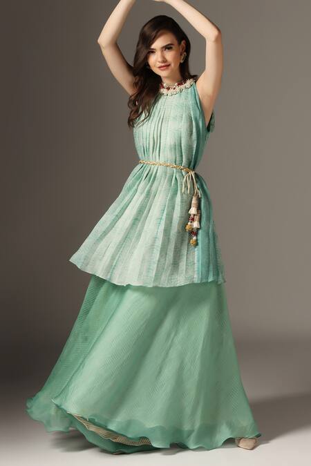 Yashodhara_Green Organza Embroidered Shibori Pleated Pattern Kurta With Pant  _at_Aza_Fashions