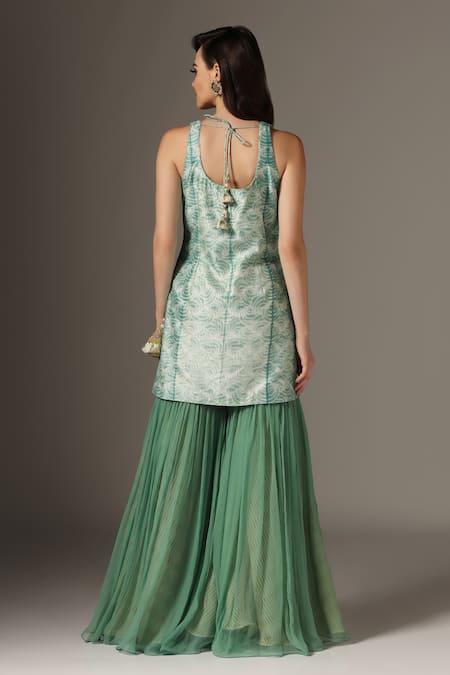 Yashodhara_Green Organza Embroidered Shibori Cape Open Pattern Kurta Set  _Online_at_Aza_Fashions