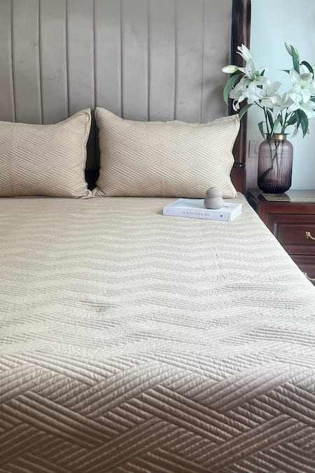 Sadyaska Beige 100% Cotton Cancun Quilted Reversible Bedspread Set