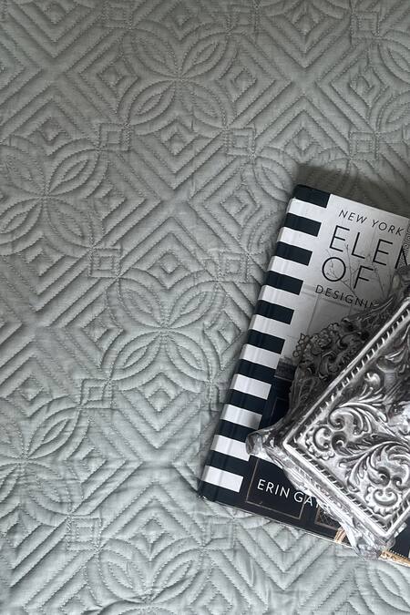 Sadyaska Green 100% Cotton Oasis Quilted Reversible Bedspread Set Online at Aza Fashions Sadyaska_Green 100% Cotton Oasis Quilted Reversible Bedspread Set_Online_at_Aza_Fashions