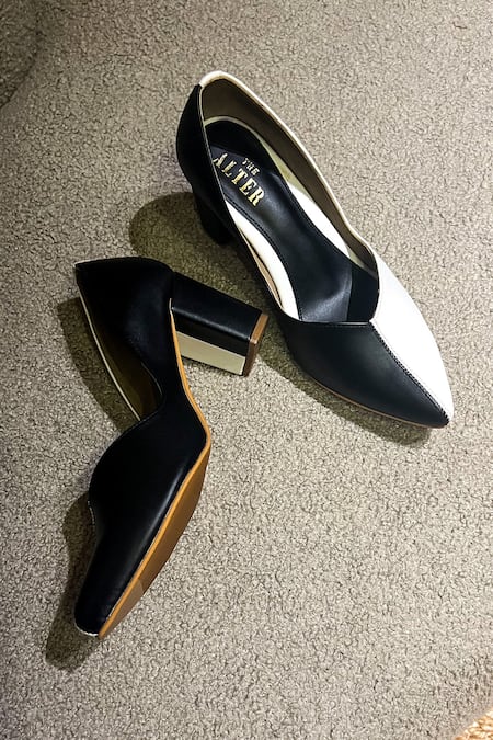 THE ALTER Black And Color Blocked Pumps