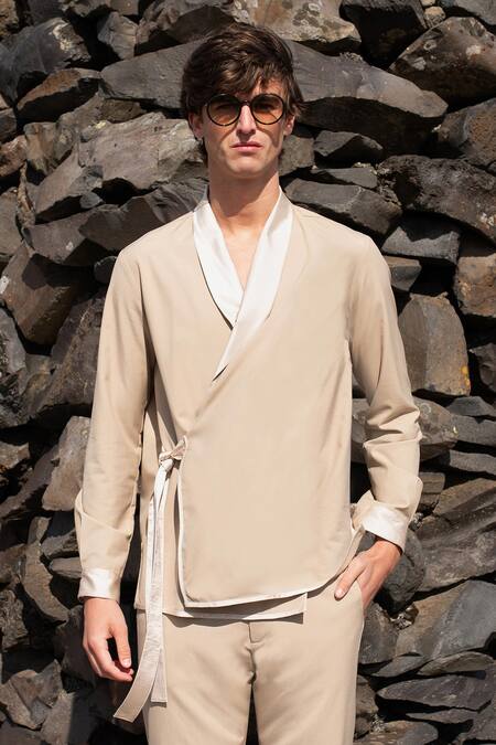 Buy Dash And Dot Brown Viscose, Polyester Side Tie-up Jacket With Pant Buy_Dash And Dot_Brown Viscose, Polyester Side Tie-up Jacket With Pant