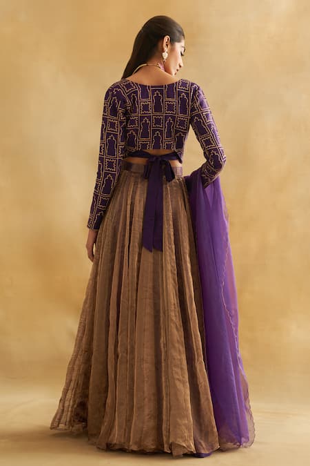 Taisha Mughal Mahal Embroidered Blouse Lehenga Set 