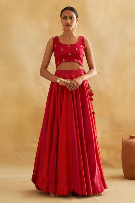 Buy Taisha Red , Organza, , Lotus Bloom Blouse Lehenga Set Online at Aza Fashions Buy_Taisha_Red , Organza, , Lotus Bloom Blouse Lehenga Set _Online_at_Aza_Fashions