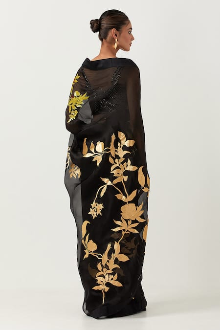 Shop Label Earthen Black Silk, Organza Embroidery Sweetheart Neck Jugnu Patchwork Saree With Blouse at Aza Fashions Shop_Label Earthen_Black Silk, Organza Embroidery Sweetheart Neck Jugnu Patchwork Saree With Blouse _at_Aza_Fashions