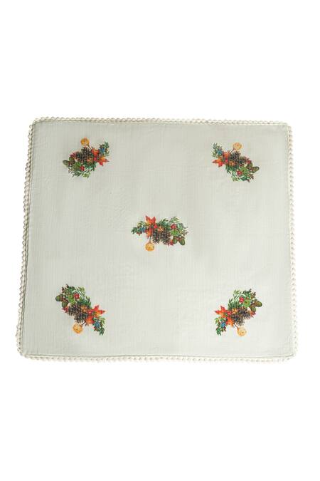 Buy_DE Chevalerie EN Rouge_Off White Organic Cotton Digital Printed Christmas Noel Table Napkins 6 Pcs Set_Online_at_Aza_Fashions