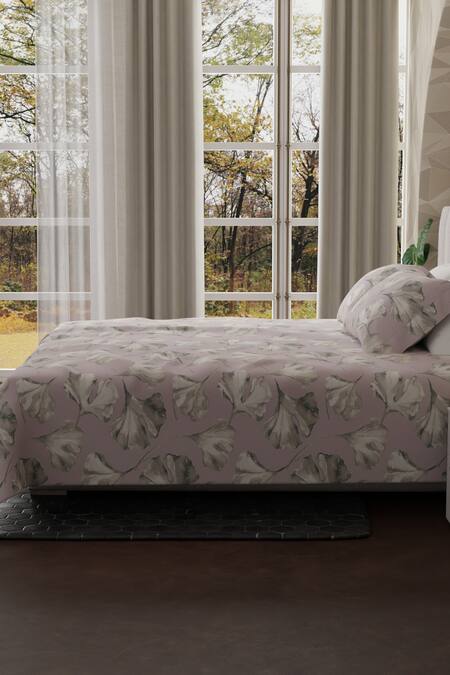 Buy Houmn Pink Cotton Printed Jubilee Flower Bedsheet Set Online at Aza Fashions Buy_Houmn_Pink Cotton Printed Jubilee Flower Bedsheet Set_Online_at_Aza_Fashions