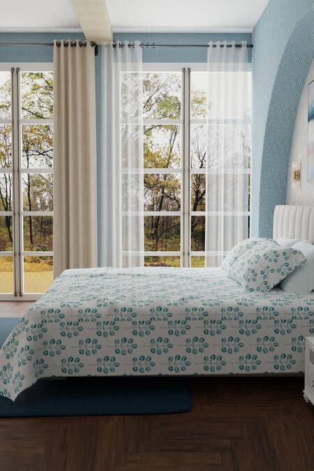 Houmn_White Cotton Leaf Galaxia Pattern Bedsheet Set_Online_at_Aza_Fashions