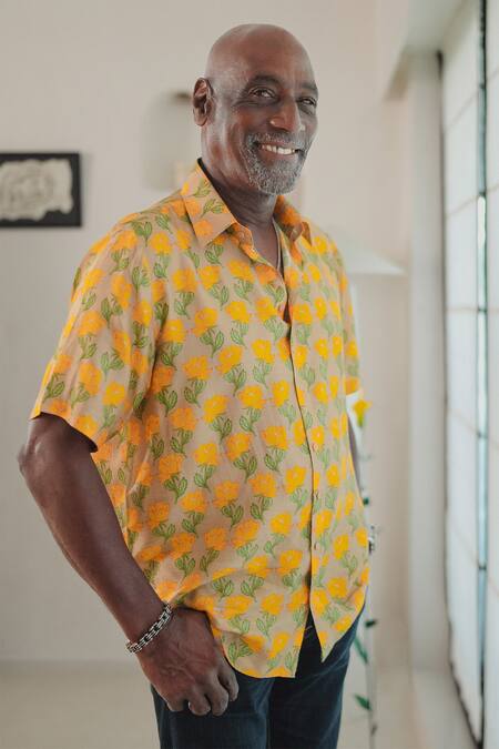 Shop Masaba Beige Silk Bloomingdale Shirt at Aza Fashions Shop_Masaba_Beige Silk Bloomingdale Shirt_at_Aza_Fashions