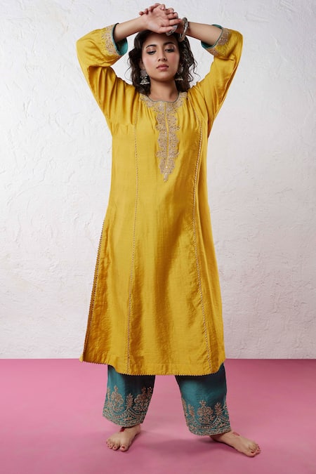 Pants and Pajamas Yellow Chanderi Embroidery Zari Thread Round Work Kurta And Pant Set 