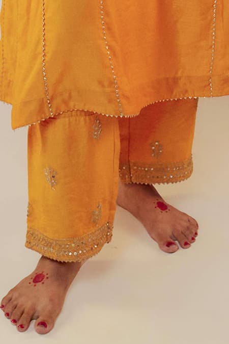 Pants And Pajamas_Yellow Chanderi Sequins, Zari, Embroidery Split V-neck Work Kurta And Pant Set _Online_at_Aza_Fashions