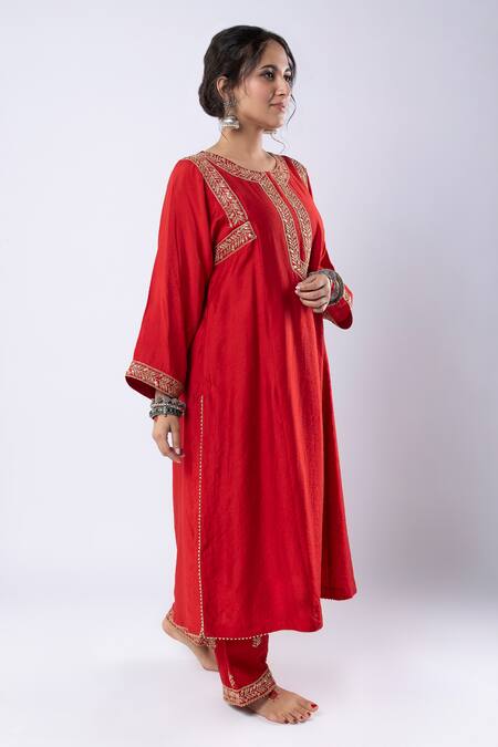 Pants And Pajamas_Red Chanderi Sequins, Zari, Embroidery Round Neck Leaf Kurta And Pant Set _at_Aza_Fashions