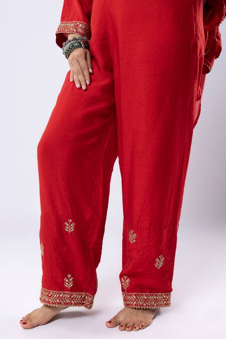 Buy_Pants And Pajamas_Red Chanderi Sequins, Zari, Embroidery Round Neck Leaf Kurta And Pant Set 
