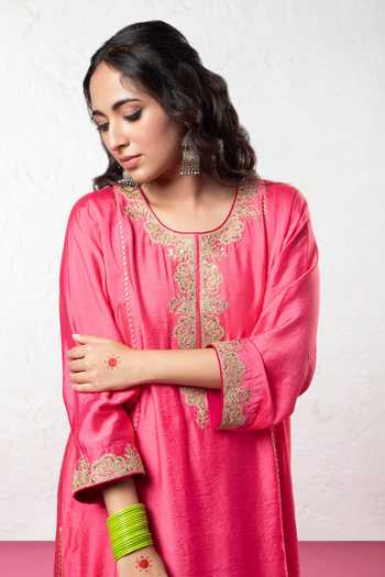 Shop Pants And Pajamas Pink Chanderi Sequins, Zari, Embroidery Round Neck Floral Kurta Set Online at Aza Fashions Shop_Pants And Pajamas_Pink Chanderi Sequins, Zari, Embroidery Round Neck Floral Kurta Set _Online_at_Aza_Fashions