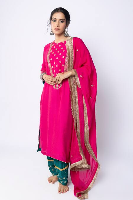Pants And Pajamas_Pink Chanderi Embroidery, Sequins Round Neck Floral Kurta Pant Set _Online_at_Aza_Fashions
