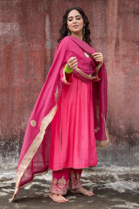 Pants and Pajamas Pink Chanderi Embroidered Sequin Round Neck Zari And Kurta 