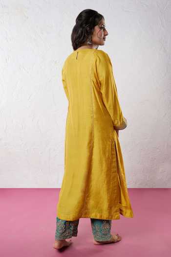 Pants And Pajamas Yellow Chanderi Sequins, Zari Round Neck And Embroidered Kurta 2