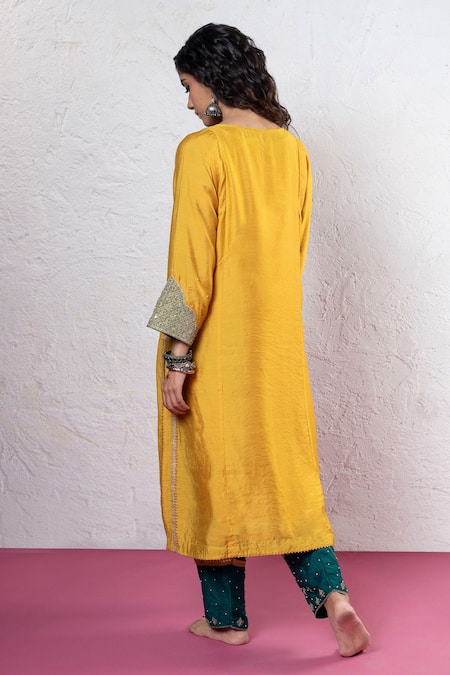 Pants And Pajamas Floral Applique Embroidered Kurta 