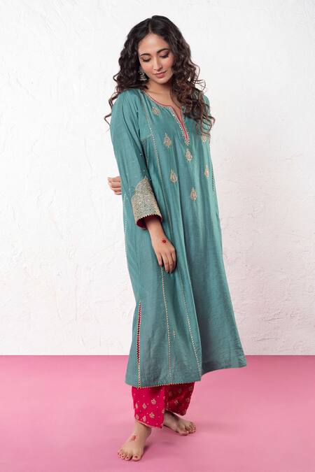 Buy_Pants And Pajamas_Green Chanderi Zari, Sequins, Patchwork Round Neck And Applique Embroidered Kurta _Online_at_Aza_Fashions