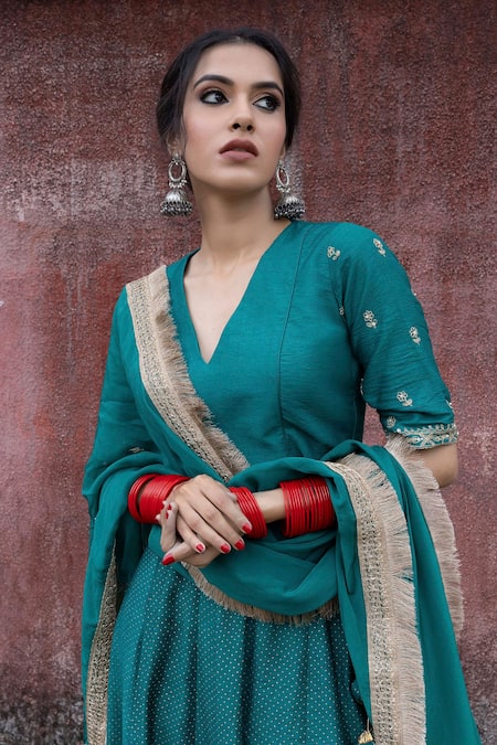 Buy_Pants And Pajamas_Green Chanderi, Organza Embroidery, Gota Patti V-neck Lehenga Blouse Set _Online_at_Aza_Fashions